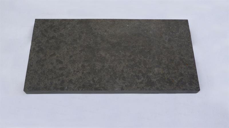 Terassenplatten aus Basalt QN schwarz