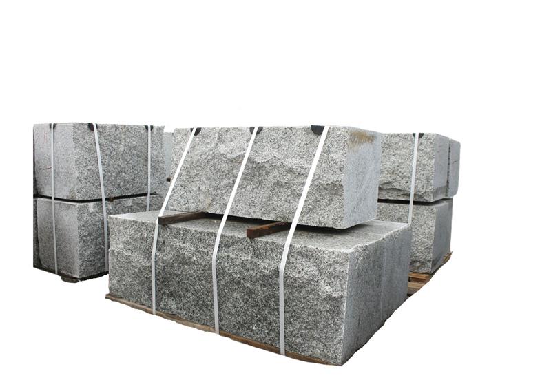 Schlesisch-Grau Mauersteine - gesägt und gespalten, ca. ca. 40 x 40 x 60-120 cm Schlesisch-Grau Mauersteine - gesägt und gespalten, ca. ca. 40 x 40 x 60-120 cm
