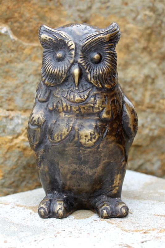 Bronze-Eule, sitzend Bronze-Eule, sitzend