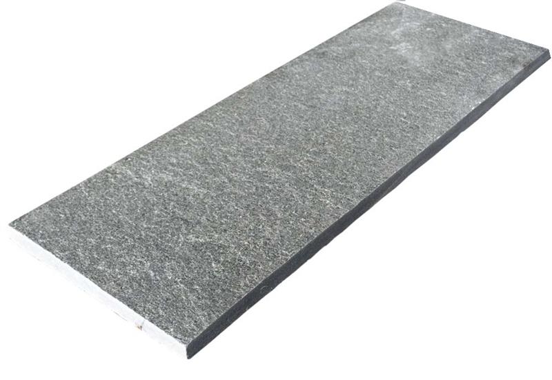Quarzit Mauerabdeckplatten / Stufenplatten – bruchrau, gesägte Kanten – 32 cm breit Quarzit Mauerabdeckplatten / Stufenplatten – bruchrau, gesägte Kanten – 32 cm breit