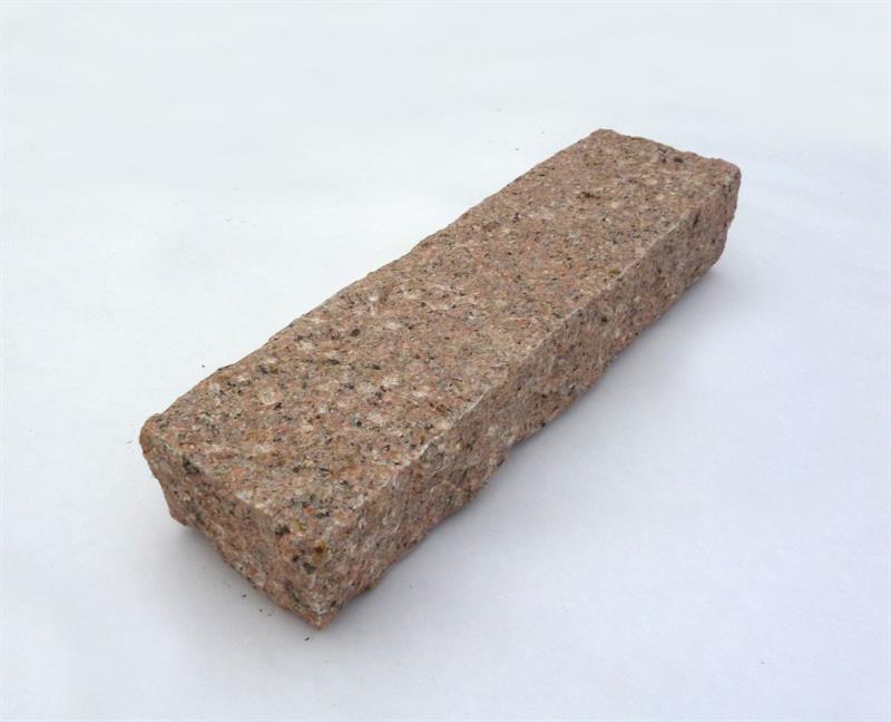 Bordstein/ Leistenstein aus Granit rot, 100x 10x 30cm,